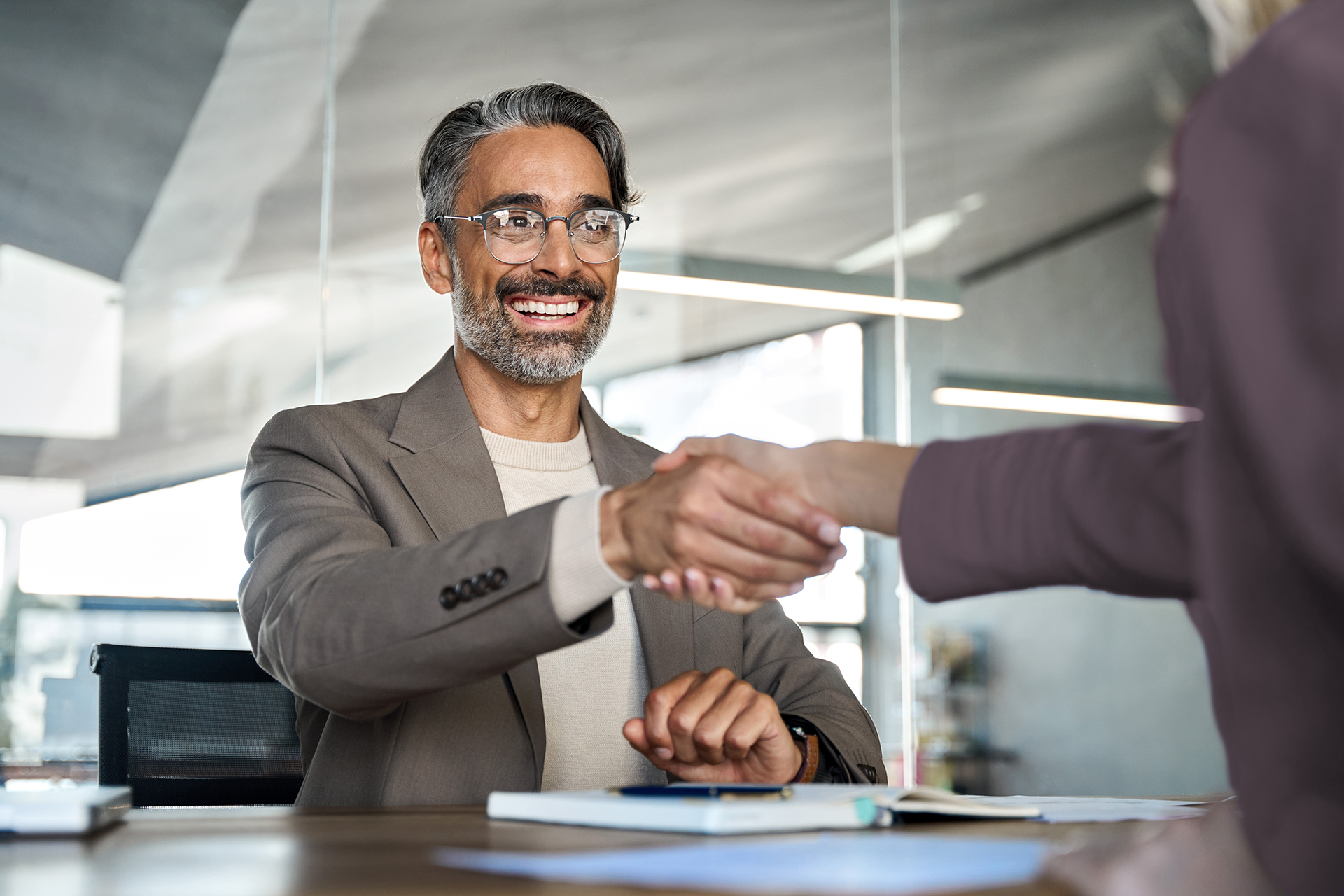 Mature,Smiling,Happy,Professional,Business,Man,Executive,,Male,Hr,Recruiter